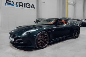Aston Martin DB12 4.0 V8 Volante