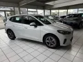 BMW 218 d Active Tourer Panoramadach Innovation