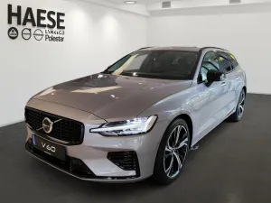 Volvo V60 Kombi Plus Dark Recharge Plug-In Hybrid AWD 