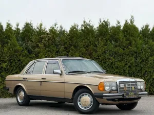 Mercedes-Benz 200 W123 4-GANG AUT