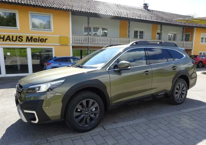 Subaru Outback 2,5i Active Lineartr.  MJ 2025