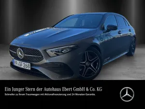 Mercedes-Benz A 220 d AMG Distronic MULTIBEAM Pano KEYGO Sound