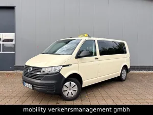 Volkswagen T6.1 Kombi Lang DSG 9-Sitzer Taxi Rollstuhl