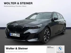 BMW i5 40 eDrive M Sport Touring B&W AHK ACC 360