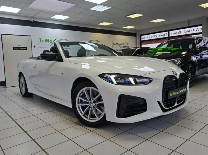 BMW 440 Cabrio xDrive *HUD*HARMAN*NEW 92,869.98 inkl