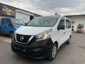 Nissan NV300*9-Sitzer