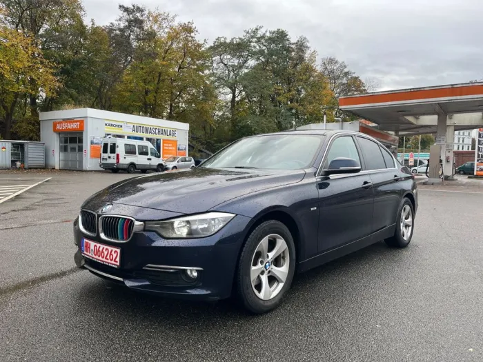 BMW 320 3 Limousine 320 i Dynamics Edition