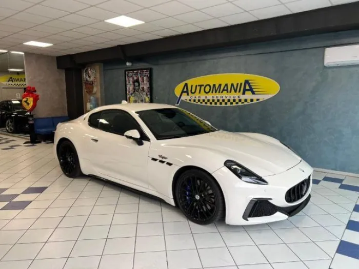 Other MASERATI GranTurismo V6 550 CV AWD Trofeo IVA ES