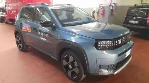 Fiat FIAT Grande Panda 1.2 Hybrid 100 CV S&S La Prima