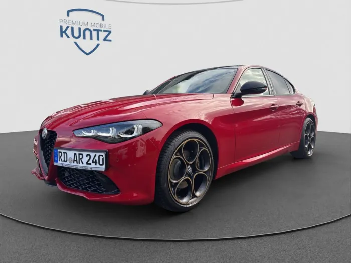 Alfa Romeo Giulia Intensa 2.0T Q4