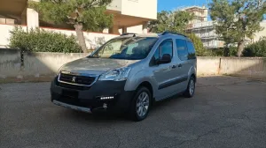 Peugeot Partner Tepee BlueHDi 100 Outdoor