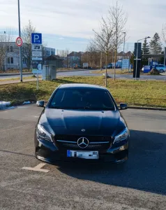 Mercedes-Benz CLA 180 Shooting Brake -