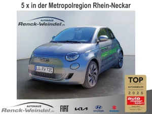 Fiat 500e Navi Apple CarPlay Android Auto Klimaautom 