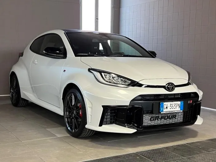 Other Toyota Yaris 1.6 Turbo GR Circuit DAT-8