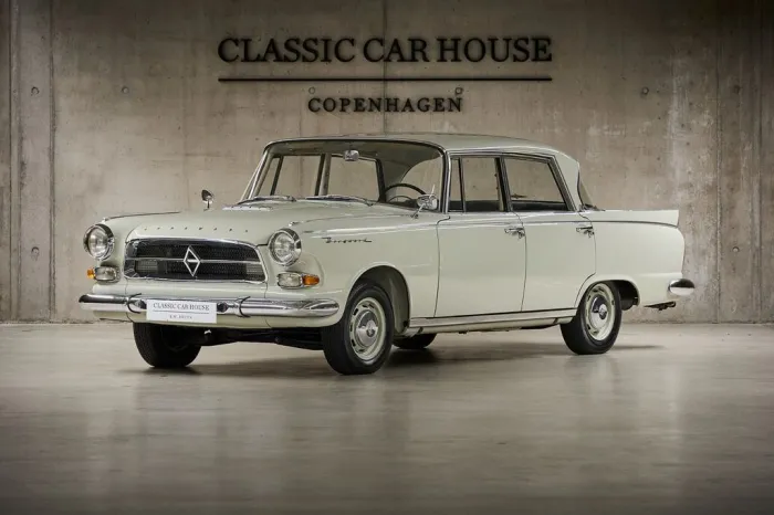 Borgward P 100 2.3 Litre