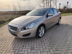 Volvo S60 T3 -