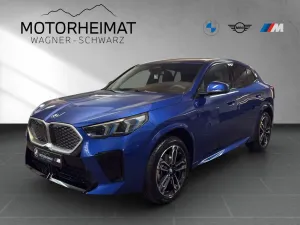 BMW iX2 eDrive20 M Sport Premium AHK 19