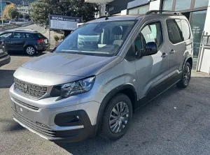 Peugeot PEUGEOT Rifter BlueHDi 100 S&S Allure Pack Stand