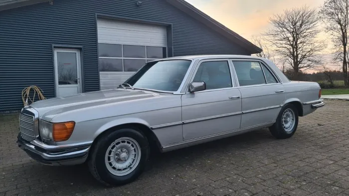 Mercedes-Benz 450