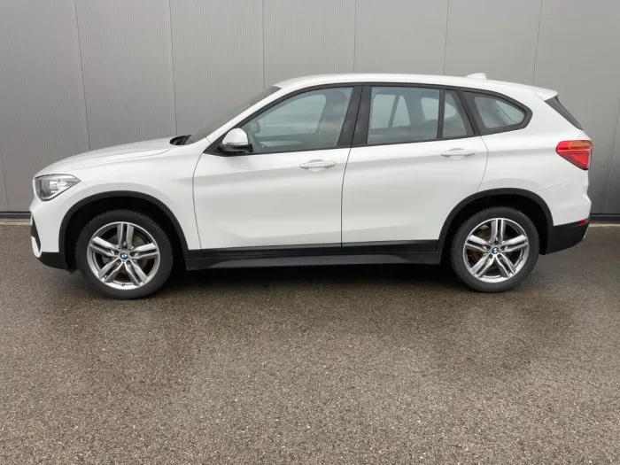 BMW X1 sDrive18i *DAB*Sitzheizung*18