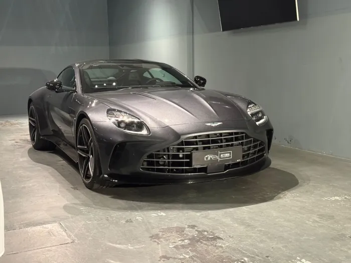 Aston Martin V8 Vantage coupé