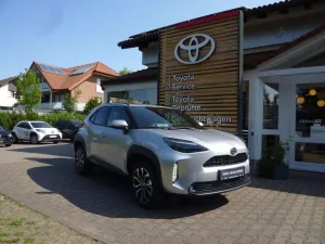 Toyota Yaris Cross Hybrid - Teamplayer + Winterpaket