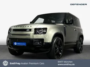 Land Rover Defender 90 D250 X-Dynamic SE