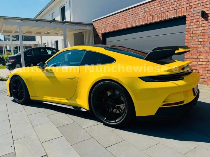 Porsche 911 992 GT3 *PORSCHE-EXCLUSIV*CARBON*MATRIX*LIFT