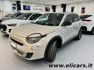 Fiat FIAT 600 Hybrid 110 CV DCT MHEV La Prima II