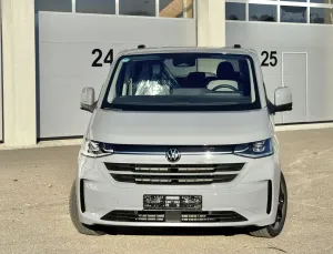 Volkswagen T7 Caravelle Vollausstattung (o.Pano)