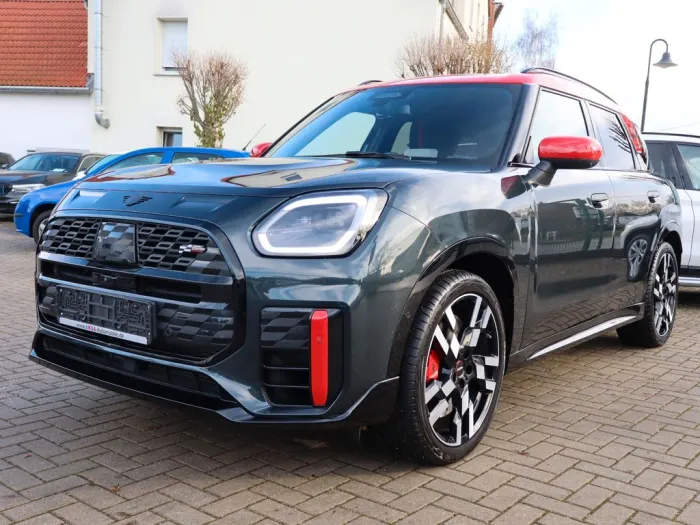 MINI John Cooper Works Countryman ALL4