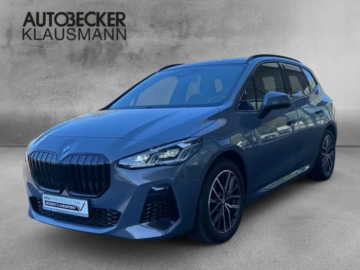 BMW 218 Active Tourer M SPORT AUTOMATIK NAVI AHK KAM