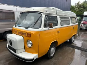 Volkswagen T2b Westfalia Berlin*deutsches Fahrzeug*