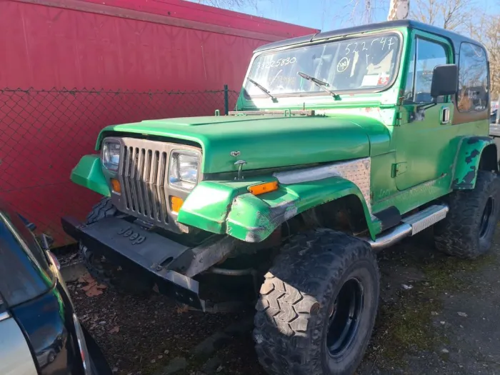 Jeep Wrangler -USA IMPORT4,2L V6