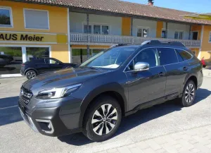 Subaru Outback 2,5i Platinum 
