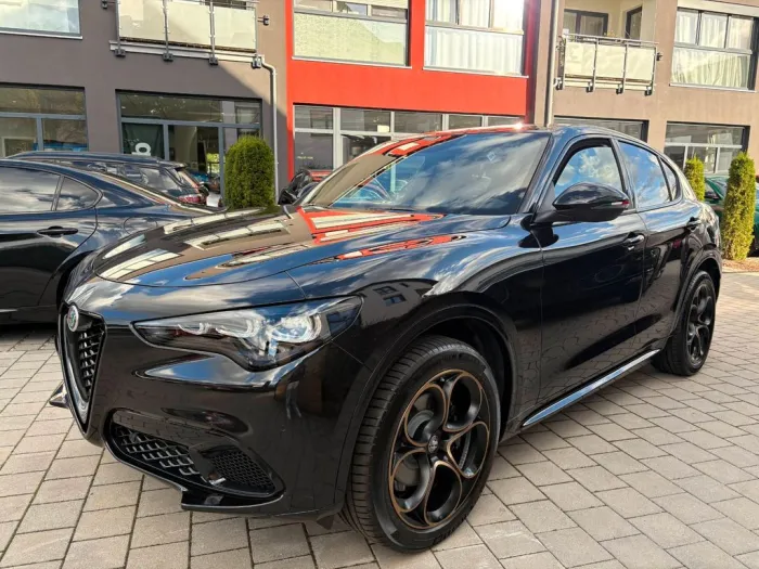 Alfa Romeo Stelvio Intensa Q4