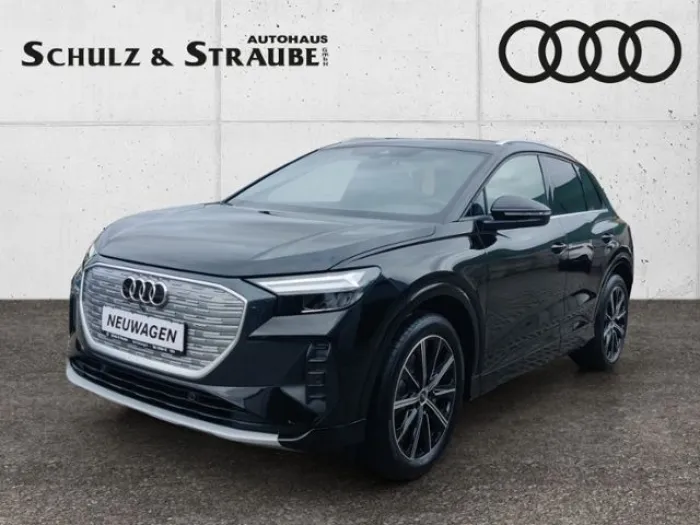 Audi Q4 45 e-tron 210 kW KLIMA LED NAVI LEDER ALU