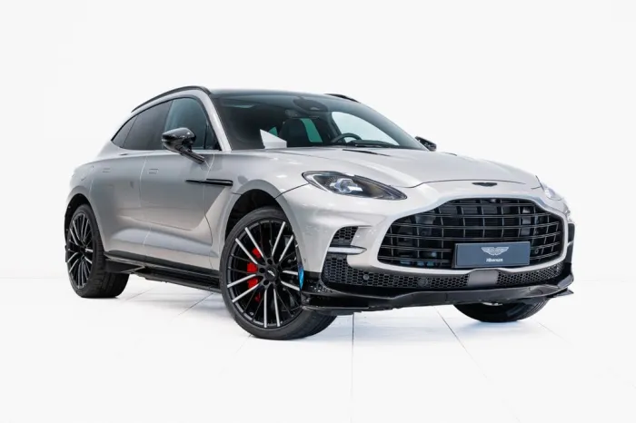 Aston Martin 4.0 V8 DBX707 25MY Duotone Leather