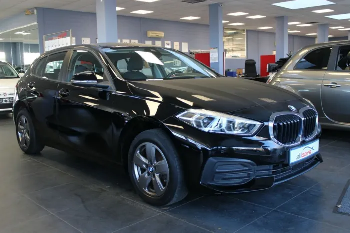 BMW 118 118i Advantage - LED- Navi - PDC - SHZ -