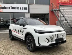 BAIC Beijing X75 1,5 GDI / Automatik / LED / Panorama