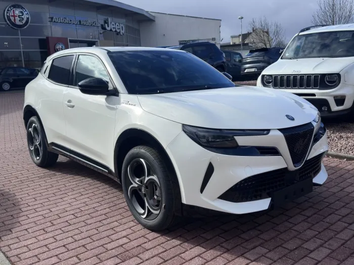 Alfa Romeo Junior Sport Speciale e-DCT6 ab 199€ mtl. Leasen
