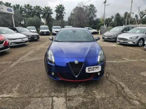 Alfa Romeo ALFA ROMEO Giulietta 1.6 JTDm Super QUADRIFOGLIO