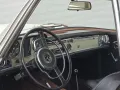 Mercedes-Benz SL 230