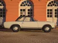 Mercedes-Benz SL 230
