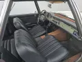 Mercedes-Benz SL 230