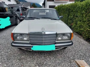 Mercedes-Benz E 230 Tüv Kundendienst neu