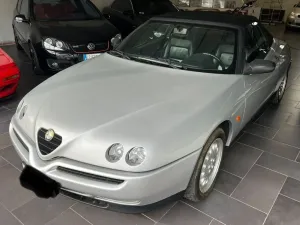 Alfa Romeo ALFA ROMEO SPIDER 2.0