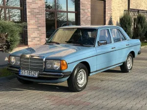 Mercedes-Benz 200 W123 2-HAND TOP ZUSTAND