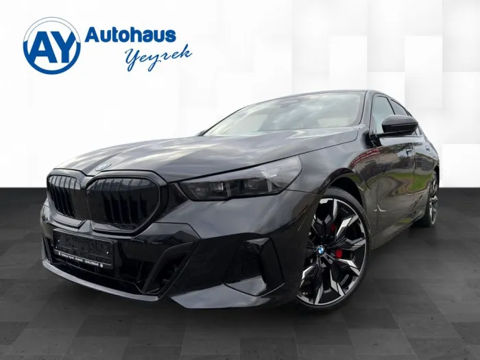 BMW 530eX M Sport PRO*AHK*Bowers*FondEntertain*