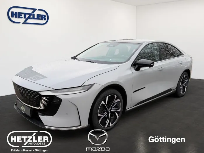 Mazda 6 e 180 kW EV Takumi Long Range HUD Panorama Nav